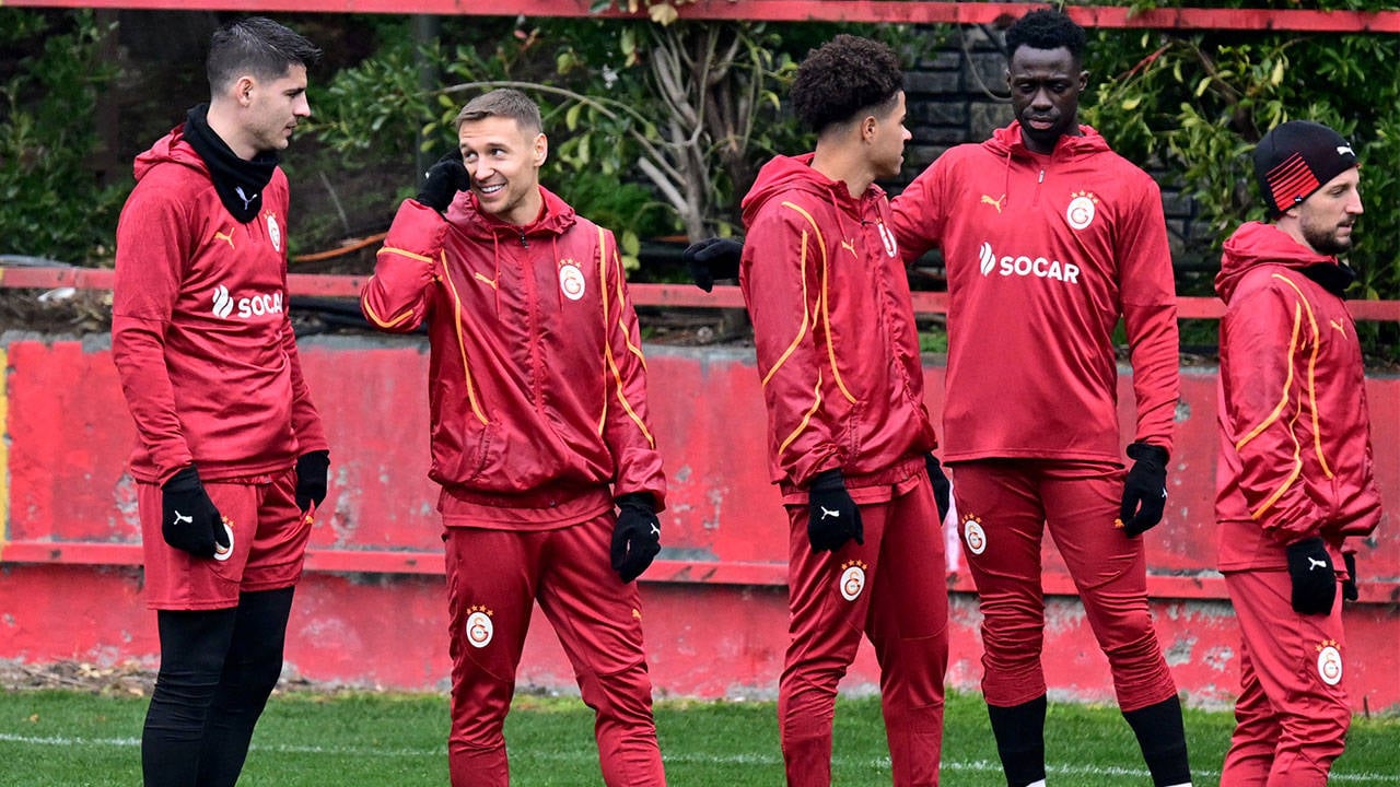 Galatasaray AZ Alkmaar deplasmanında: Muhtemel ilk 11'ler