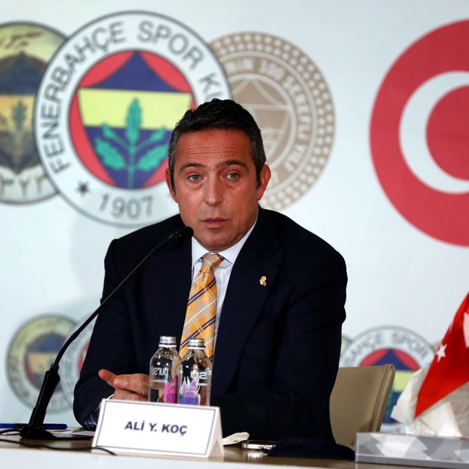 Ali Koç:Avrupa'da aynı hocayla 25 maçta 6 kırmızı kart.