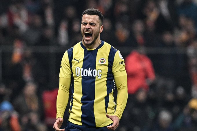 F.Bahçe'den Kostić Kararı! Juventus ile Bonservis Pazarlığı Başladı
