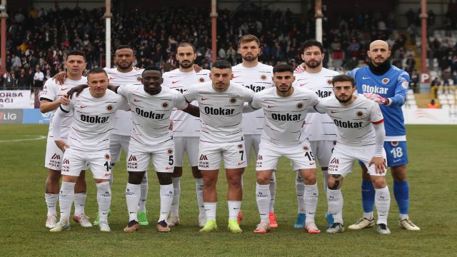 Metehan Gençlerbirliği'ni Sırtlıyor.