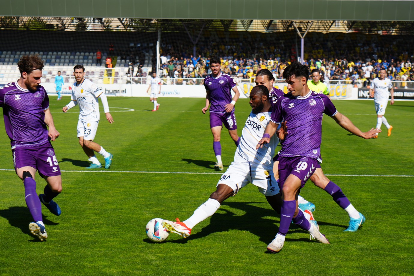 Ankara Keçiörengücü: 2 - MKE Ankaragücü: 3
