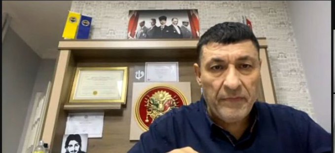 Başkan Adayı Bent Ahlat’ın Yayınında Fenerbahçe Bayrağı Tartışma Yarattı!