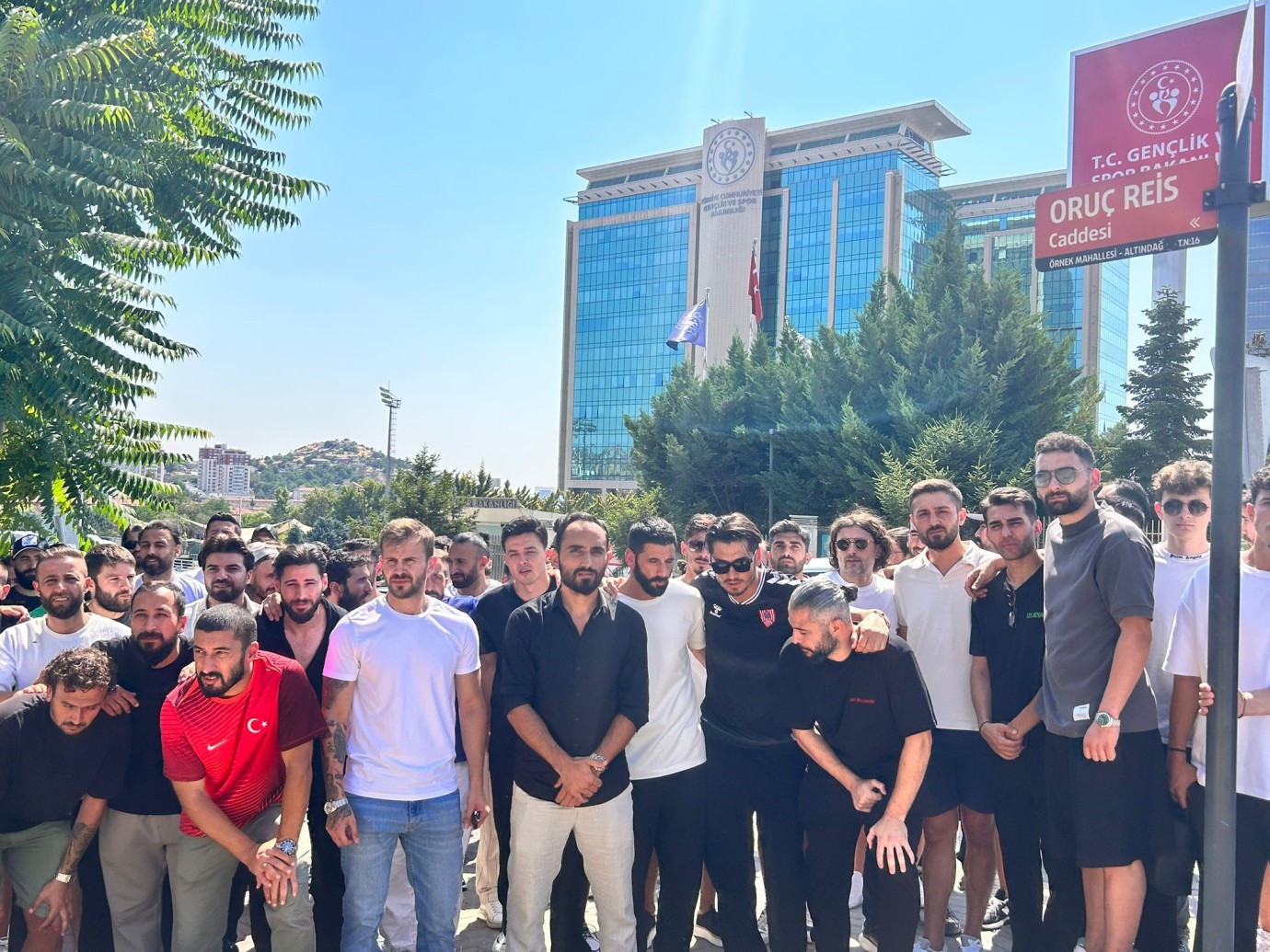 Futbolcunun Yaşı Değil, Yeteneği Önemlidir