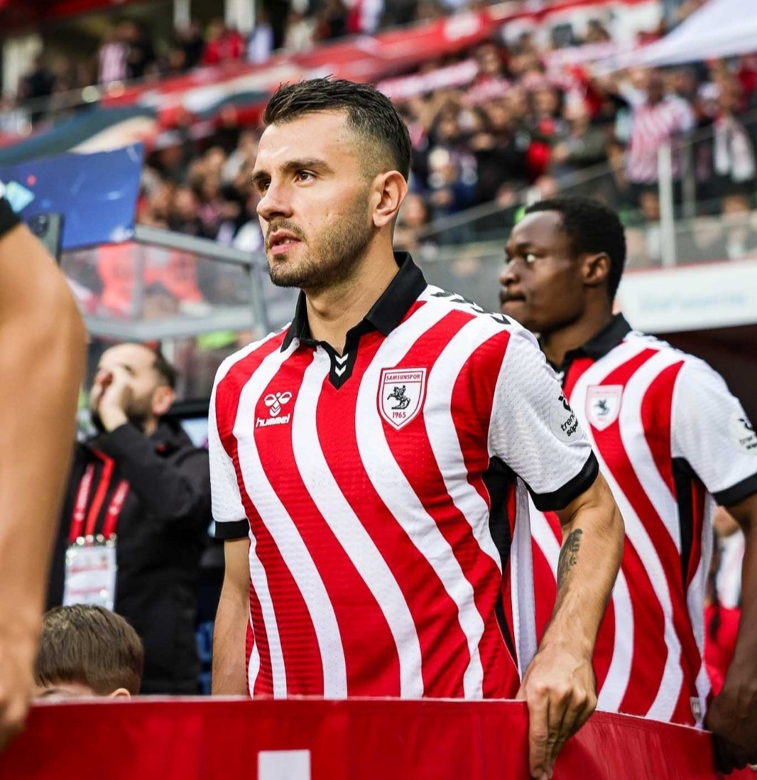 Samsunspor'da Emre Kılınç'ın sözleşmesi uzatıldı