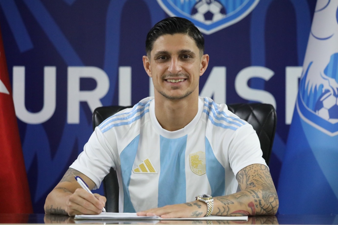 Erzurumspor FK, Benhur Keser ile 1 yıllık resmi sözleşme imzaladı