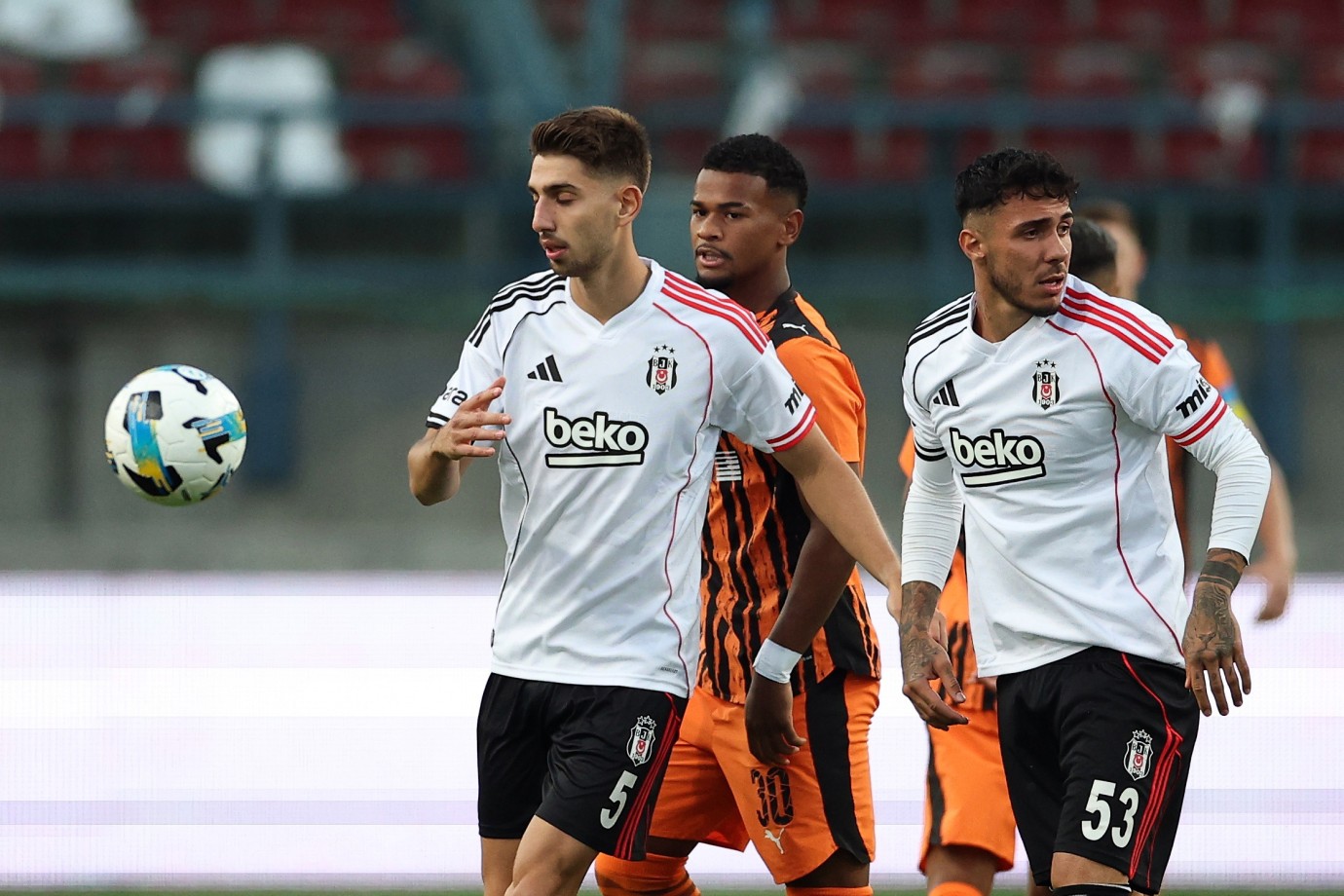 UEFA Avrupa Ligi: Shakhtar Donetsk: 2 - Beşiktaş: 0