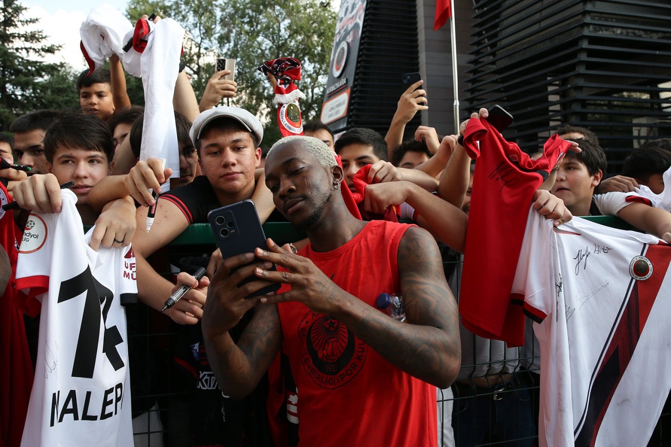 Gençlerbirliği Taraftarıyla Kenetlendi, Samsunspor Maçı Öncesi Moral Depoladı