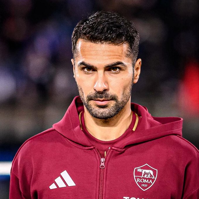 Galatasaray, Zeki Çelik Transferi İçin Roma ile Masaya Oturuyor!