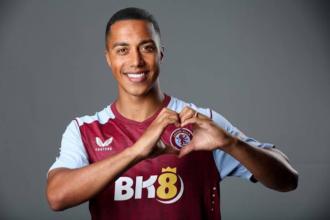 Fenerbahçe, Youri Tielemans Transferinde Mutlu Sona Ulaştı
