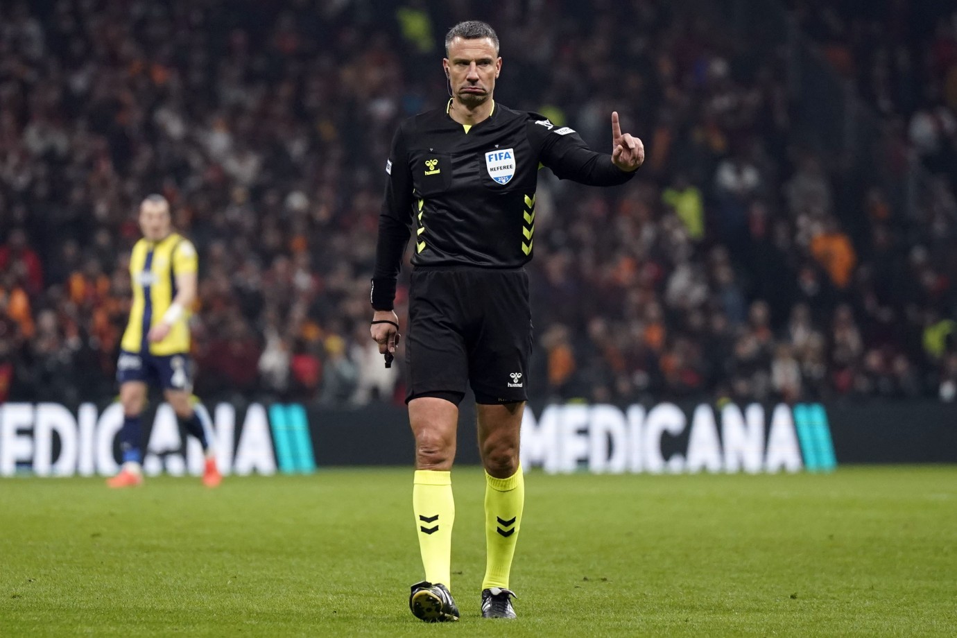 Benfica - Fenerbahçe maçını Vincic yönetecek