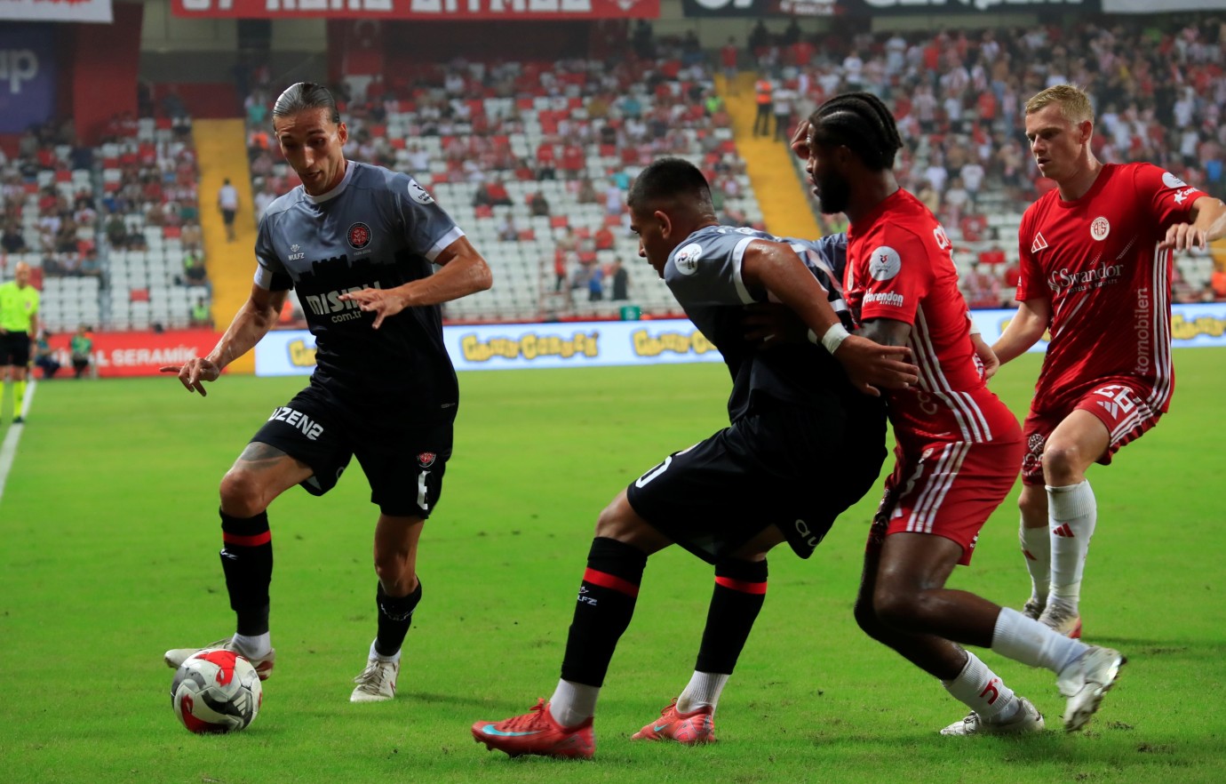 Antalyaspor: 1 - Fatih Karagümrük: 2 