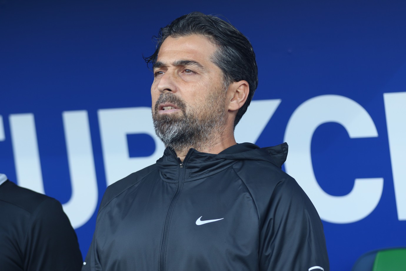 İlhan Palut istifa etti
