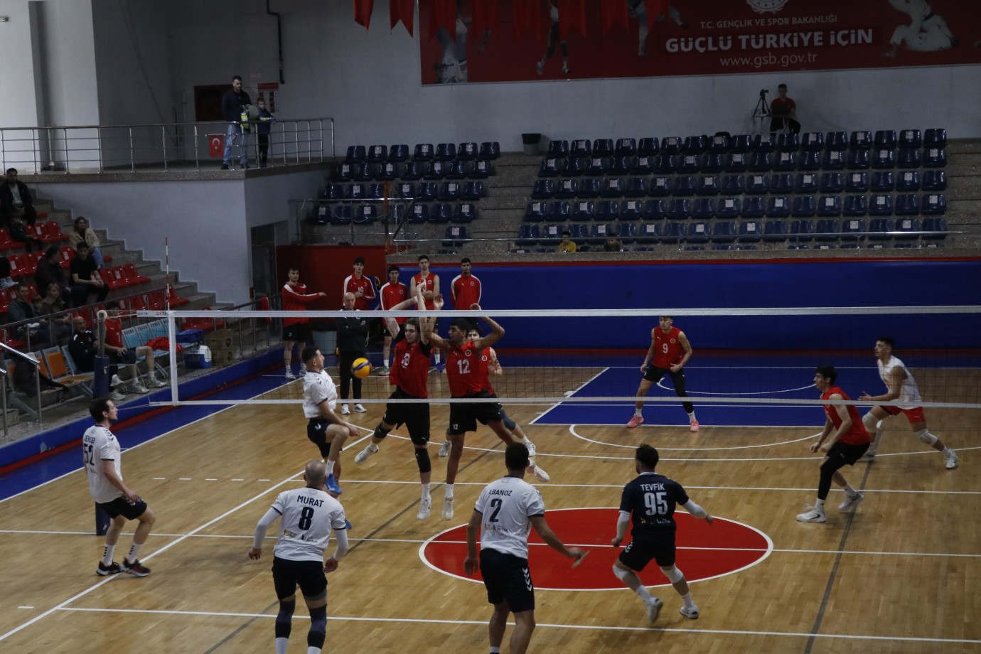 TVF Erkekler 1. Ligi: Düzce Belediyesi Spor Akademisi: 3 - TVF Spor Lisesi : 2