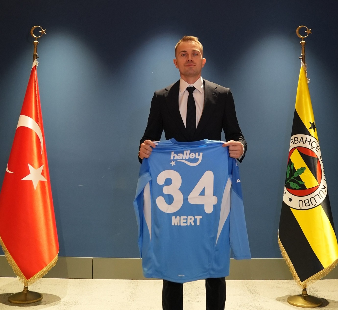 Mert Günok yeniden