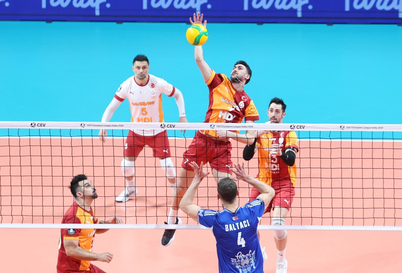 Galatasaray: 3 - Halkbank: 1