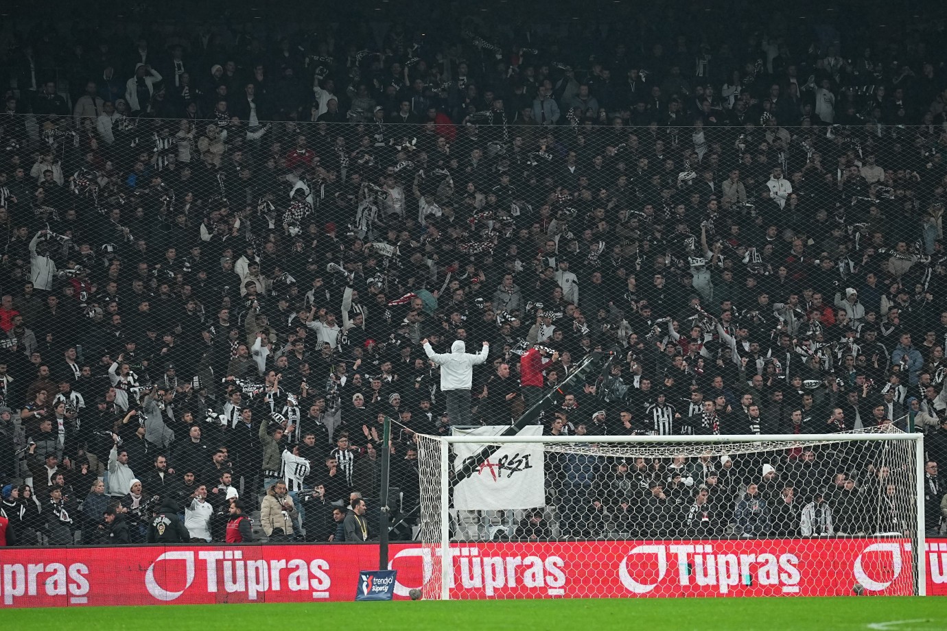 Tüpraş Stadyumu’nda ‘istifa’ sesleri!