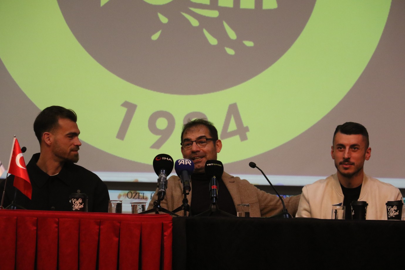 Hiç olmadığı kadar iddialı bir Fenerbahçe ile oynayacağız