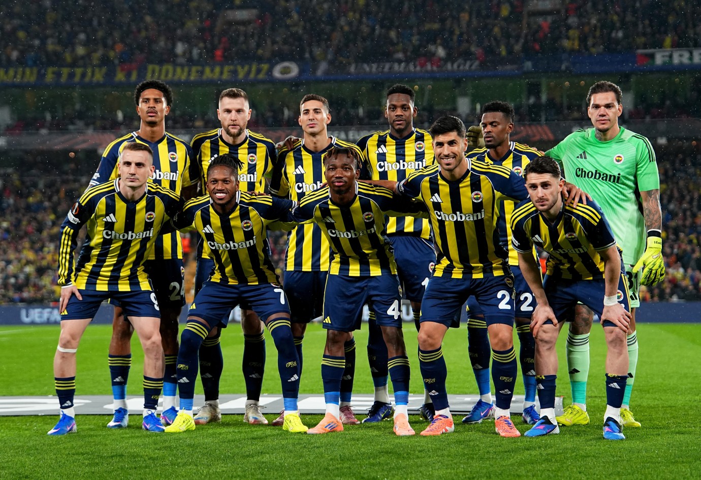 Fenerbahçe'nin UEFA listesi belli oldu