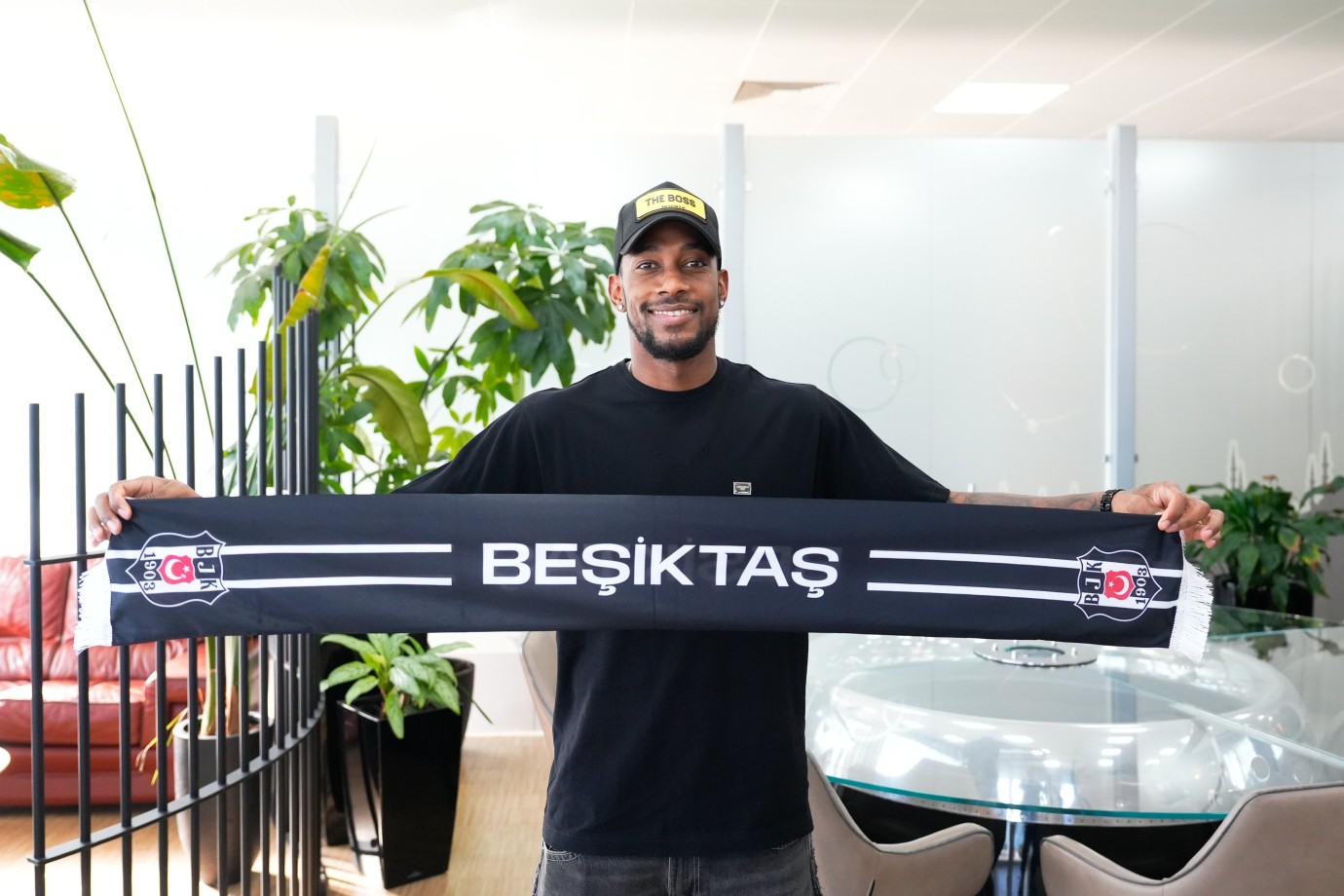 Beşiktaş, Amir Murillo'yu açıkladı