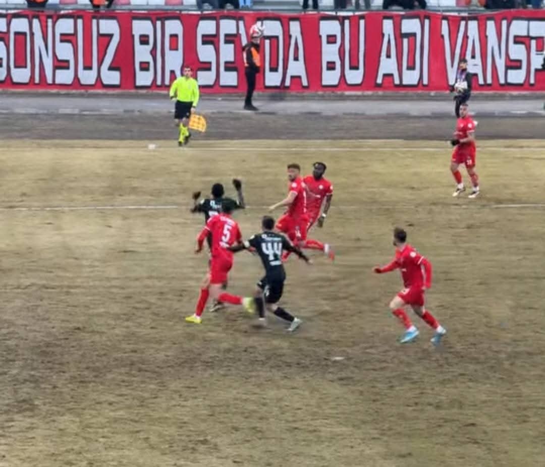 Van Spor FK: 3 - Çorum FK: 1