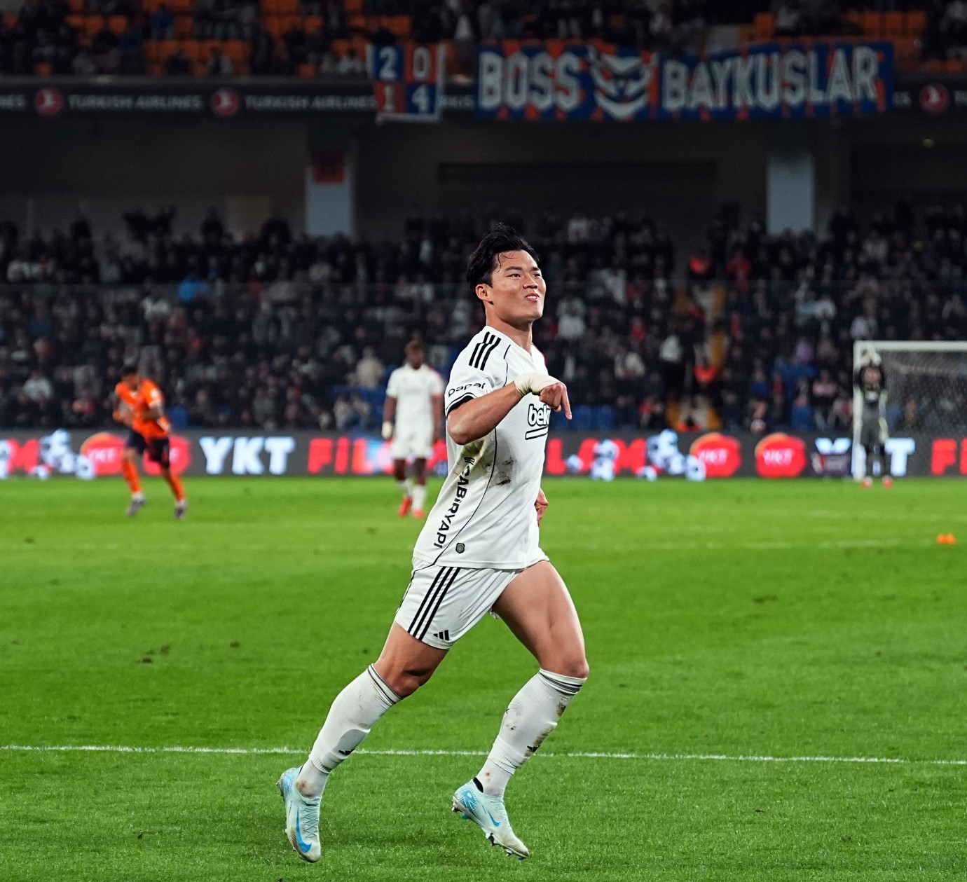 Beşiktaş'ın golcüsü Hyeon-Gyu Oh 2'de 2 yaptı