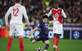 PSG, Monaco karşısında 2-0 geriye düştüğü maçı kazandı