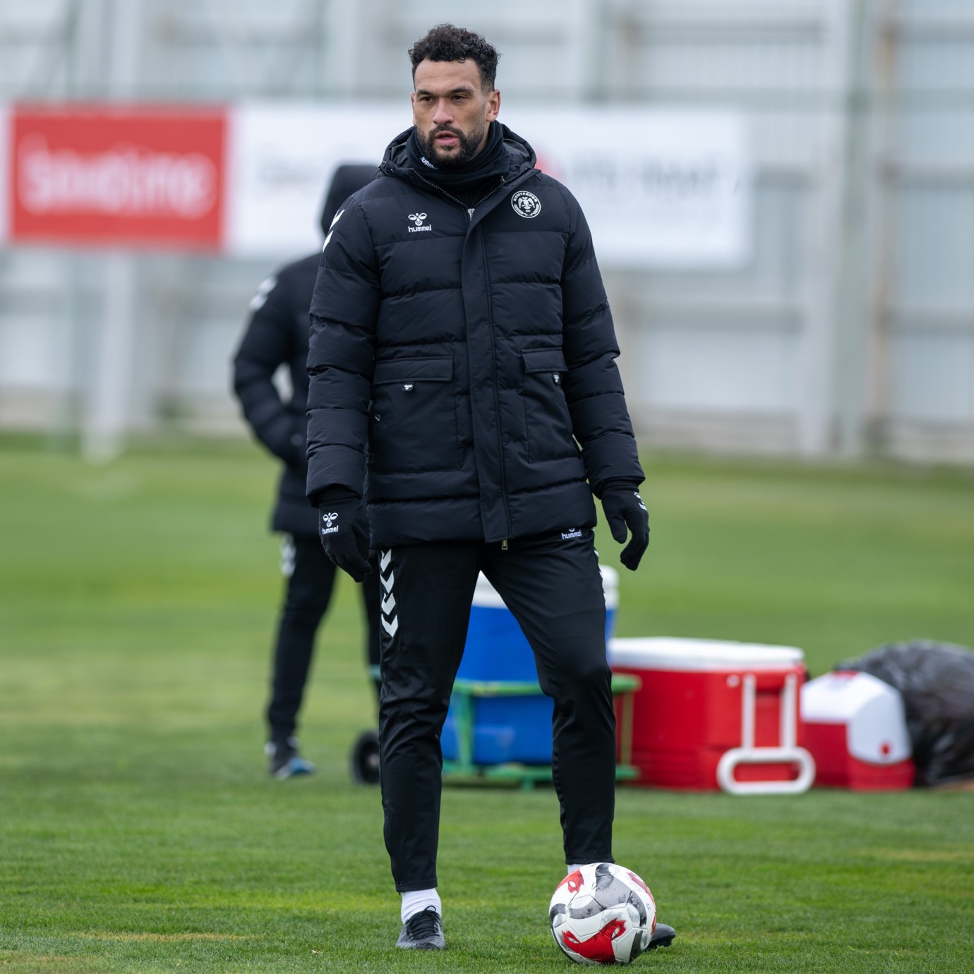 Konyaspor'da Steven Caulker, İlhan Palut'un ekibine dahil oldu