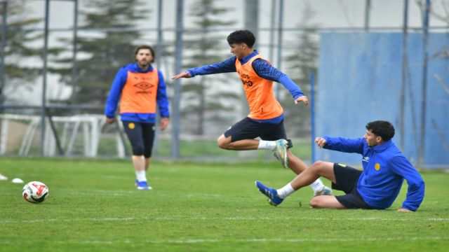 Başkent’te Kritik Randevu: Ankaragücü – Bucaspor 1928 Maçı Yaay’da!