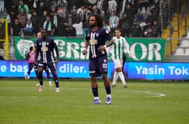 Sarıyer: 3 - Serikspor: 0