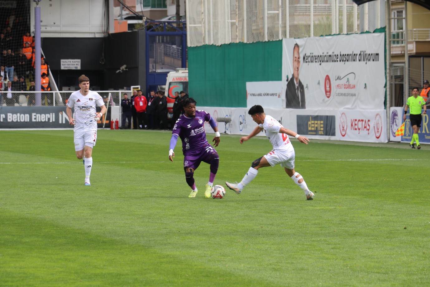 Ankara Keçiörengücü: 3 - Vanspor FK: 0