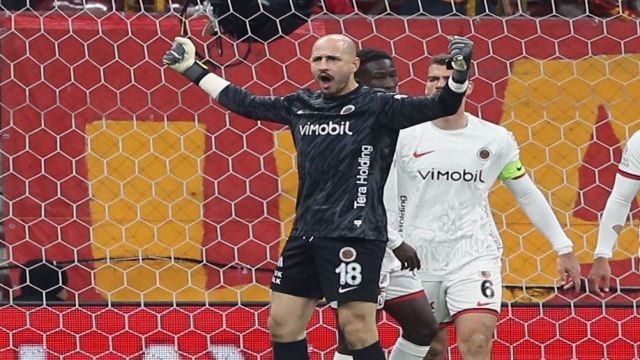 Erhan Parladı.