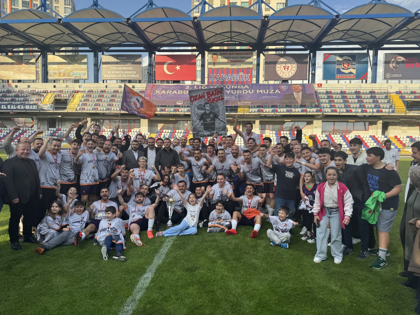Karabük 1.Amatör Lig'de şampiyon Safranboluspor