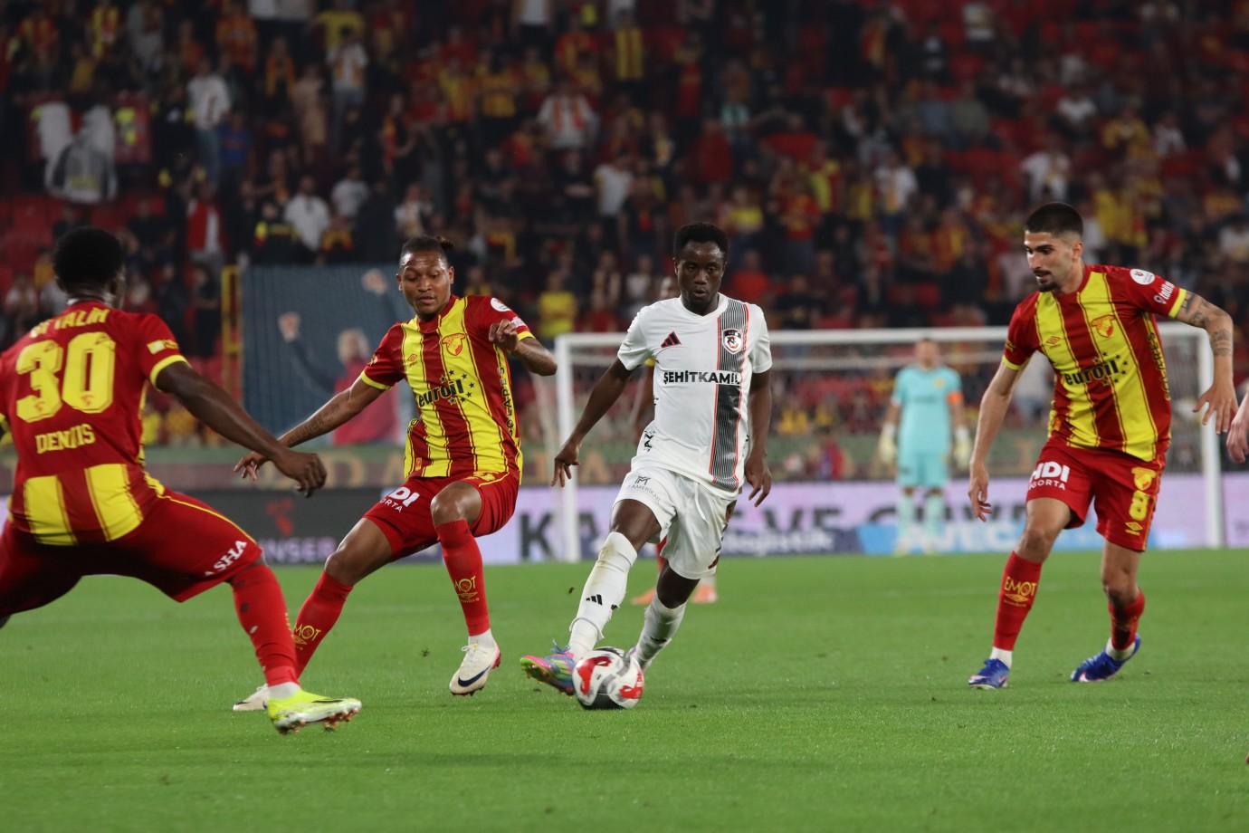 Göztepe: 2 - Gaziantep FK: 1