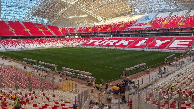 Başkentte Geri Sayım Başladı! Yeni 19 Mayıs Stadı Açılışa Hazırlanıyor